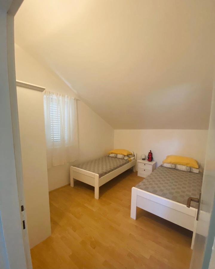'stine' Apartment